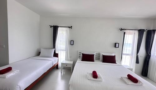 Deluxe Double Room with Balcony and Sea View