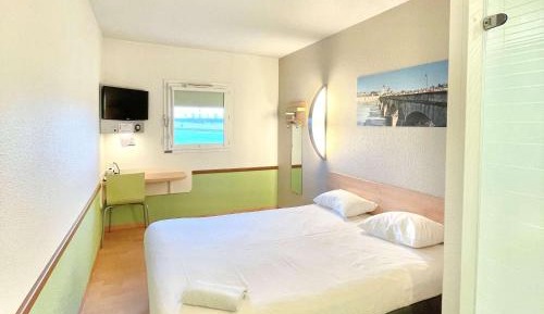 Double Queen Room