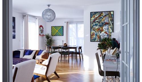 Deluxe Apartment