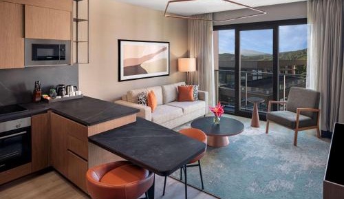 Superior One-Bedroom Apartment
