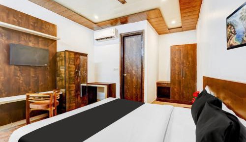 Double Room with Pool View
