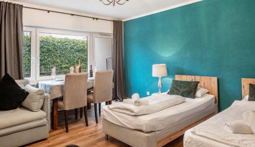 Superior One-Bedroom Apartment with Balcony