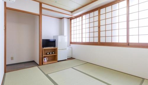 Japanese-Style Triple Room - Non-Smoking