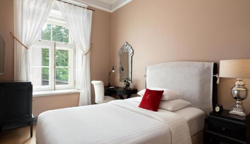 Cozy Comfort, Guest room, 1 Double, Courtyard view