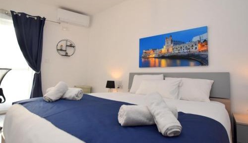 Two-Bedroom Apartment with Terrace