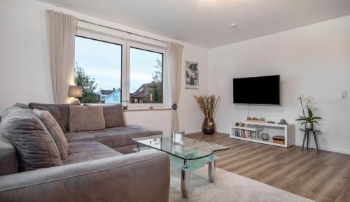 Superior One-Bedroom Apartment with Balcony