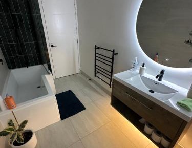 King Room with Mountain View