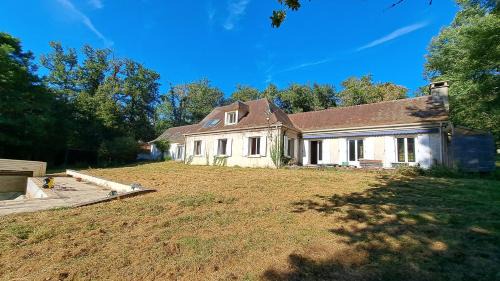 Six-Bedroom House