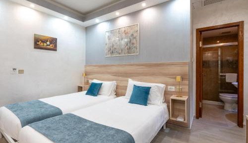 Standard Twin Room
