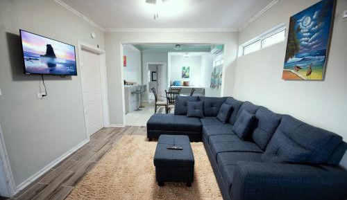 Family Room with Sea View