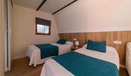 Bungalow (2 Adults)