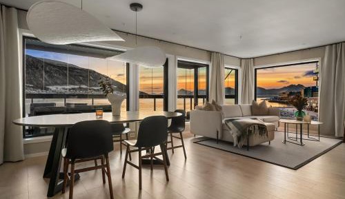 Three-Bedroom Apartment with Sea View