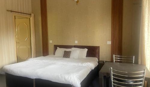 Deluxe Double Studio