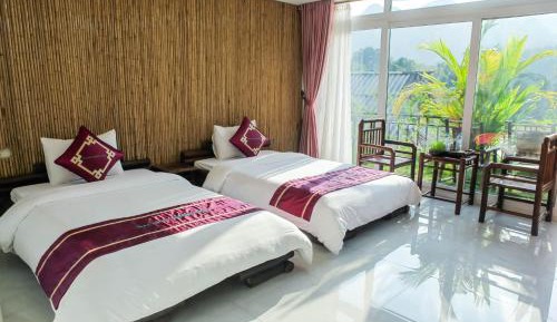 Deluxe Twin Room with Mountain and Valley View