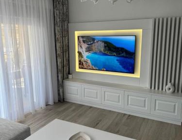 Two-Bedroom Deluxe Apartment