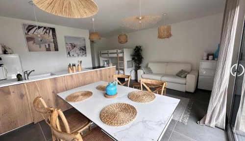 Deluxe One-Bedroom Apartment with Garden View