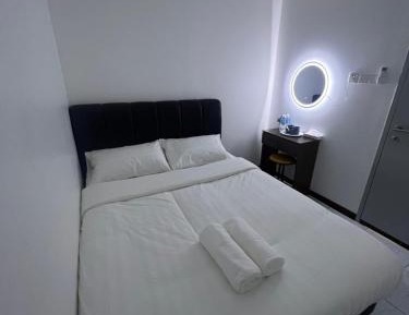 Room #1349910404