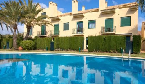 Four-Bedroom Holiday Home