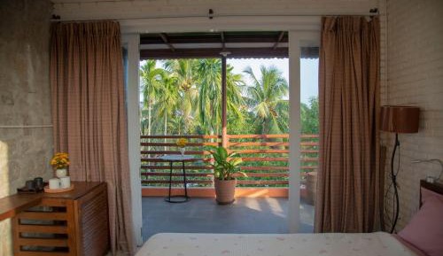King Room with Pool View