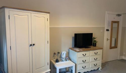 Twin Room Ensuite
