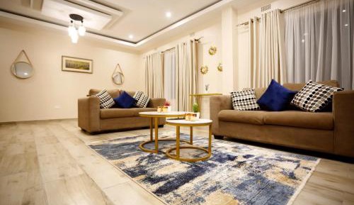 Four-Bedroom Holiday Home
