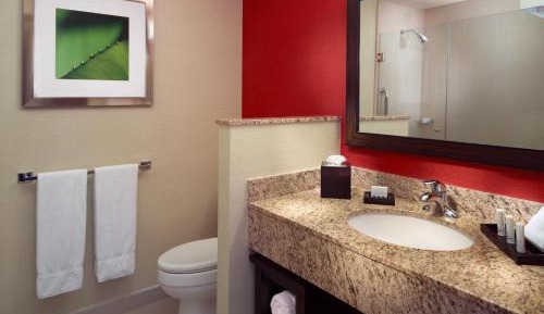 Guest Room with Two Double Beds