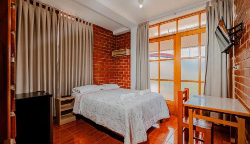 Double Room with Mountain View