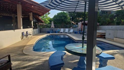 Twin Room with Shower