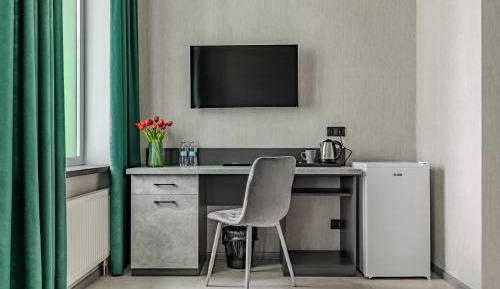 Suite with Lake View