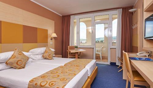 Twin Room with Balcony