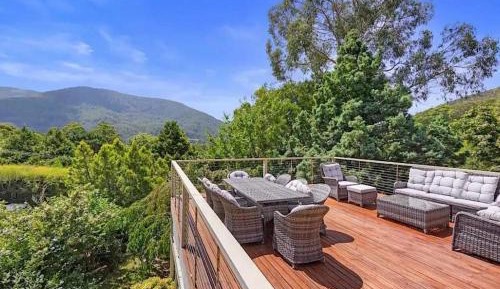 Four-Bedroom Holiday Home