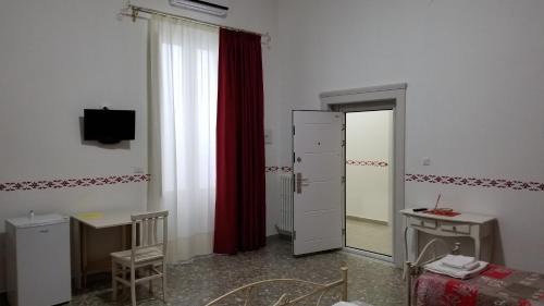 Quadruple Room with Private Bathroom