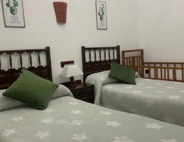 Twin Room with Private Bathroom