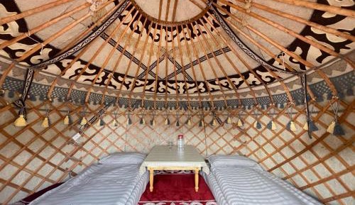 Twin Room with Mountain View