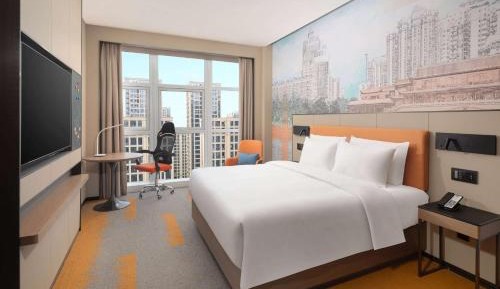 King Room with Garden View - Non-Smoking