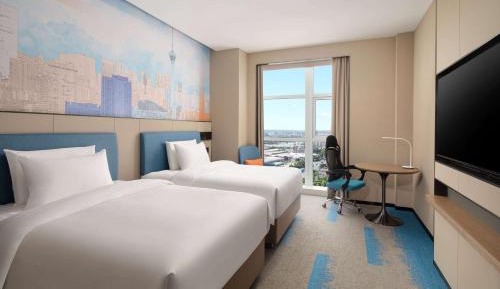 Deluxe Queen Room with Two Queen Beds - Non-Smoking