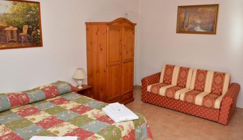 Studio with Sofa Bed - Annex