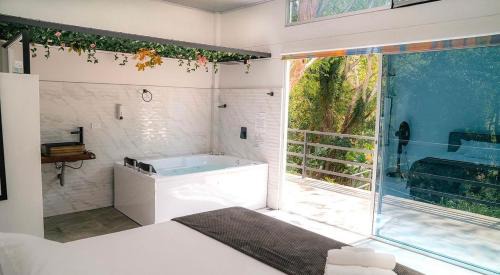 Suite with Balcony