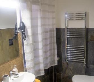 Large Double or Twin Room