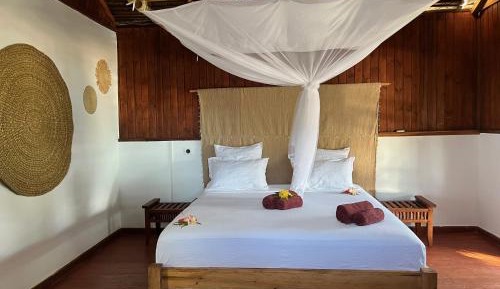 Deluxe Bungalow with Sea View