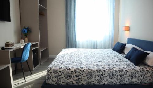 Deluxe Double Room with Sea View
