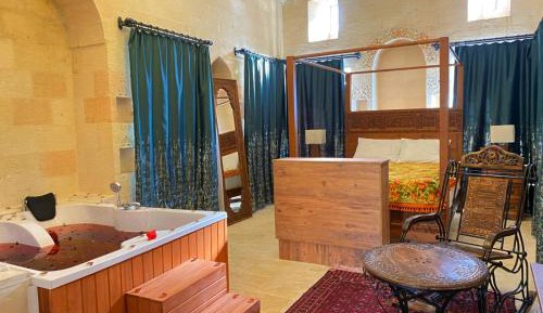 King Room with Balcony