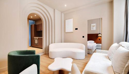 Five-Bedroom Apartment