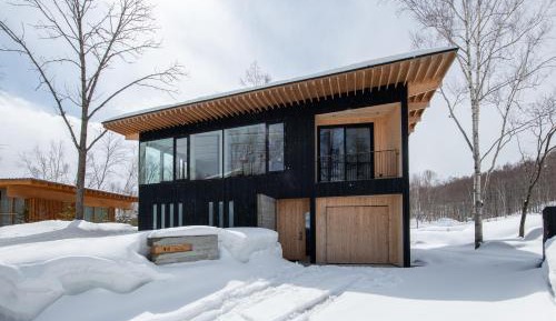 Yuki Sugi at Intuition 5 bedroom Chalet with Onsen