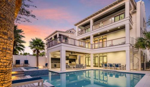 One-Bedroom Holiday Home