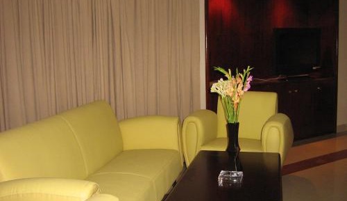 Superior King Suite