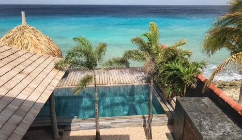 Villa - Beach Front