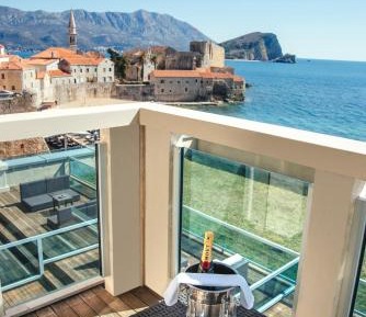 Executive Suite with Sea View