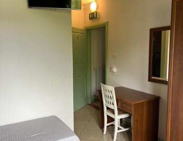 Double or Twin Room with Private Bathroom