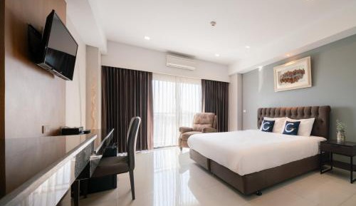 Deluxe Double or Twin Room with Balcony